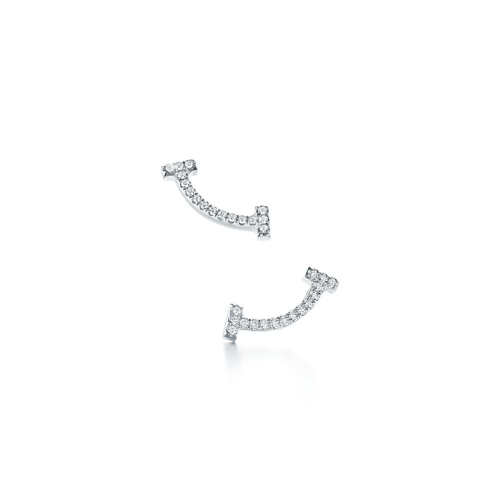 T SMILE EARRINGS